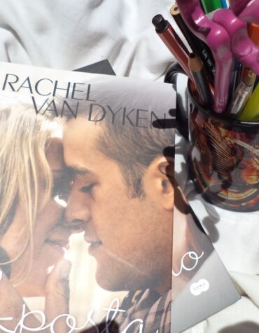 A APOSTA – RACHEL VAN DYKEN ( A APOSTA #1 ) | RESENHA