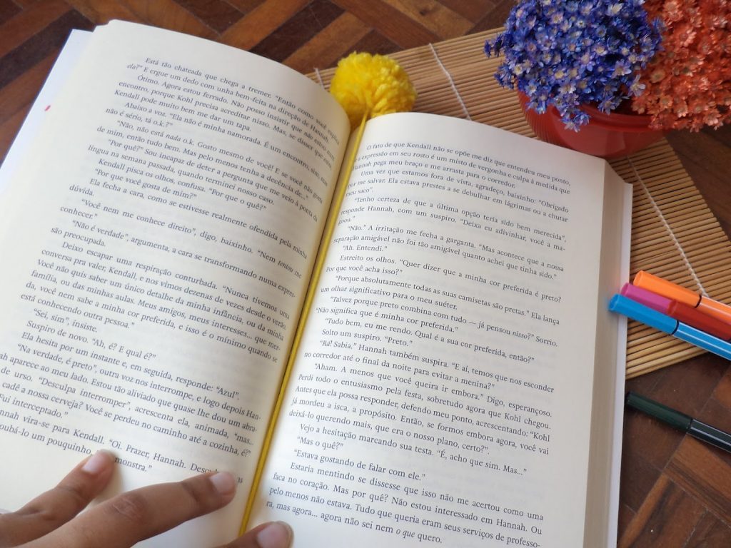 RESENHA: O ACORDO - ELLE KENNEDY