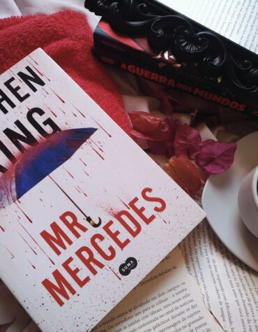MR. MERCEDES – STEPHEN KING ( BILL HODGES #1 ) | RESENHA