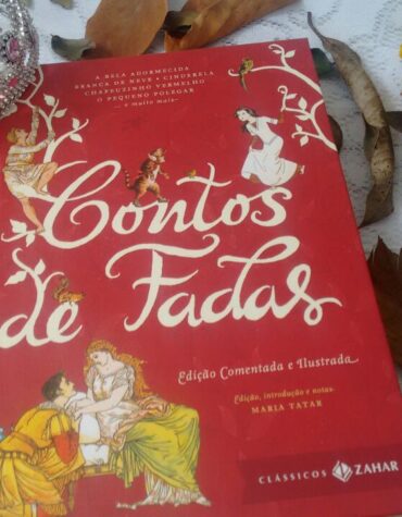 CONTOS DE FADAS [ ED. COMENTADA E ILUSTRADA ] HANS CHRISTIAN ANDEREN | RESENHA