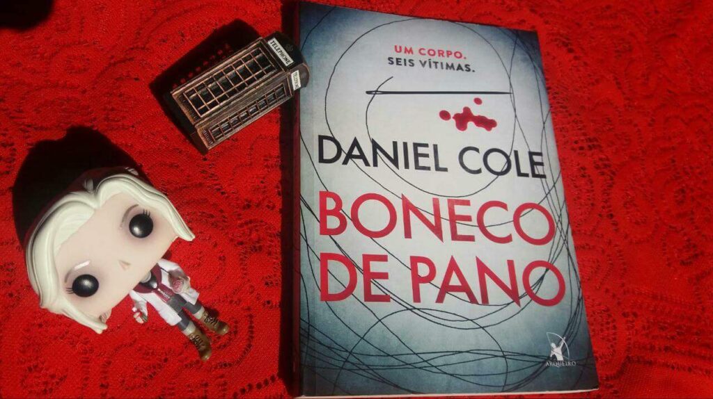 BONECO DE PANO | DANIEL COLE | RESENHA