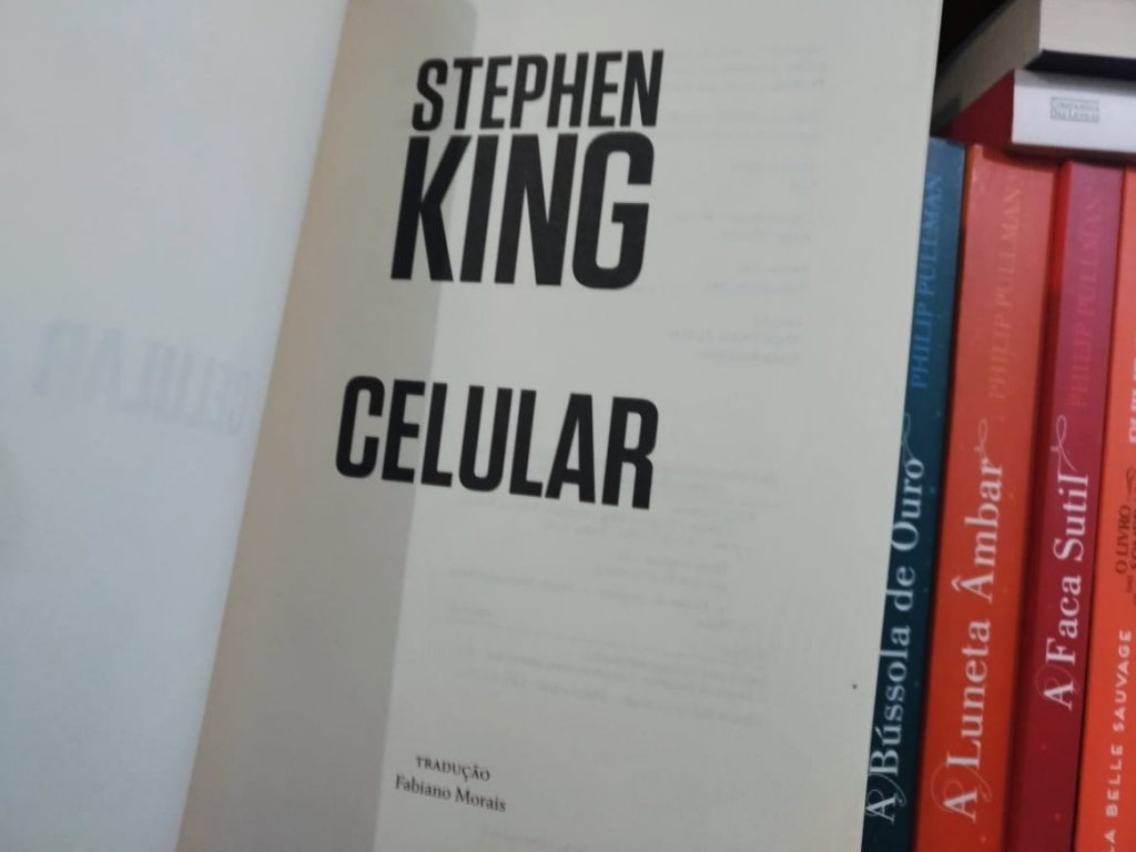 { #RESENHA } CELULAR - STEPHEN KING CELULAR - STEPHEN KING