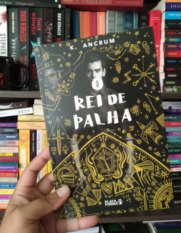 O REI DE PALHA – K. ANCRUM | RESENHA