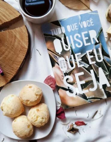 TUDO QUE VOCÊ QUISER QUE EU SEJA – MINDY MEJIA | RESENHA TUDO QUE VOCÊ QUISER QUE EU SEJA – MINDY MEJIA | RESENHA