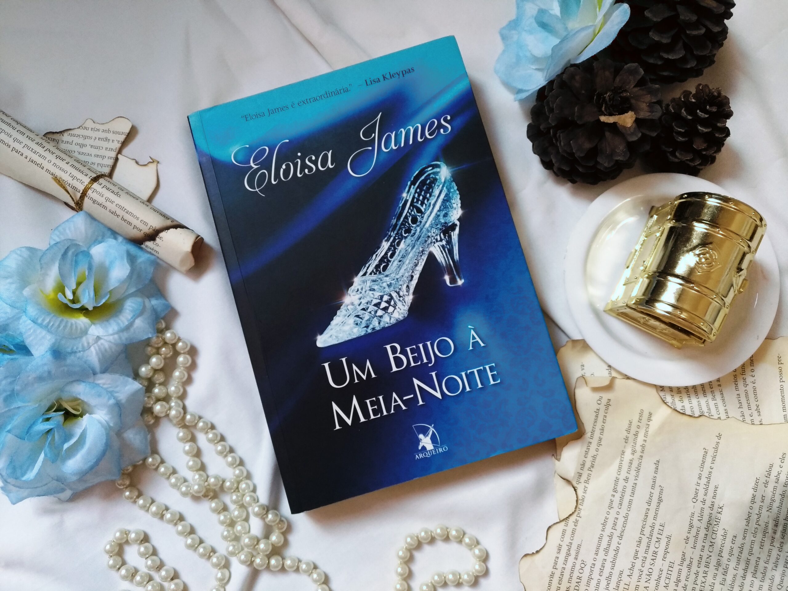 UM BEIJO À MEIA-NOITE – ELOISA JAMES ( CONTOS DE FADAS #2 ) | RESENHA