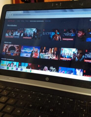 12 SÉRIES PARA COMEÇAR A ASSISTIR EM SETEMBRO NA NETFLIX 12 SÉRIES PARA COMEÇAR A ASSISTIR EM SETEMBRO NA NETFLIX
