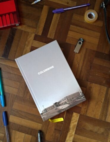 COLUMBINE – DAVE CULLEN | RESENHA