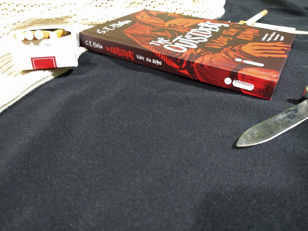 Livro The Outsiders - Vidas Sem Rumo De S. E. Hinton