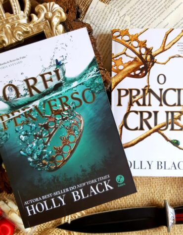 O REI PERVERSO – HOLLY BACK | RESENHA
