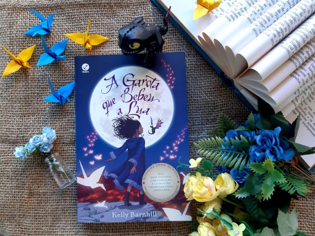 A GAROTA QUE BEBEU A LUA –  KELLY  BARNHILL  | RESENHA