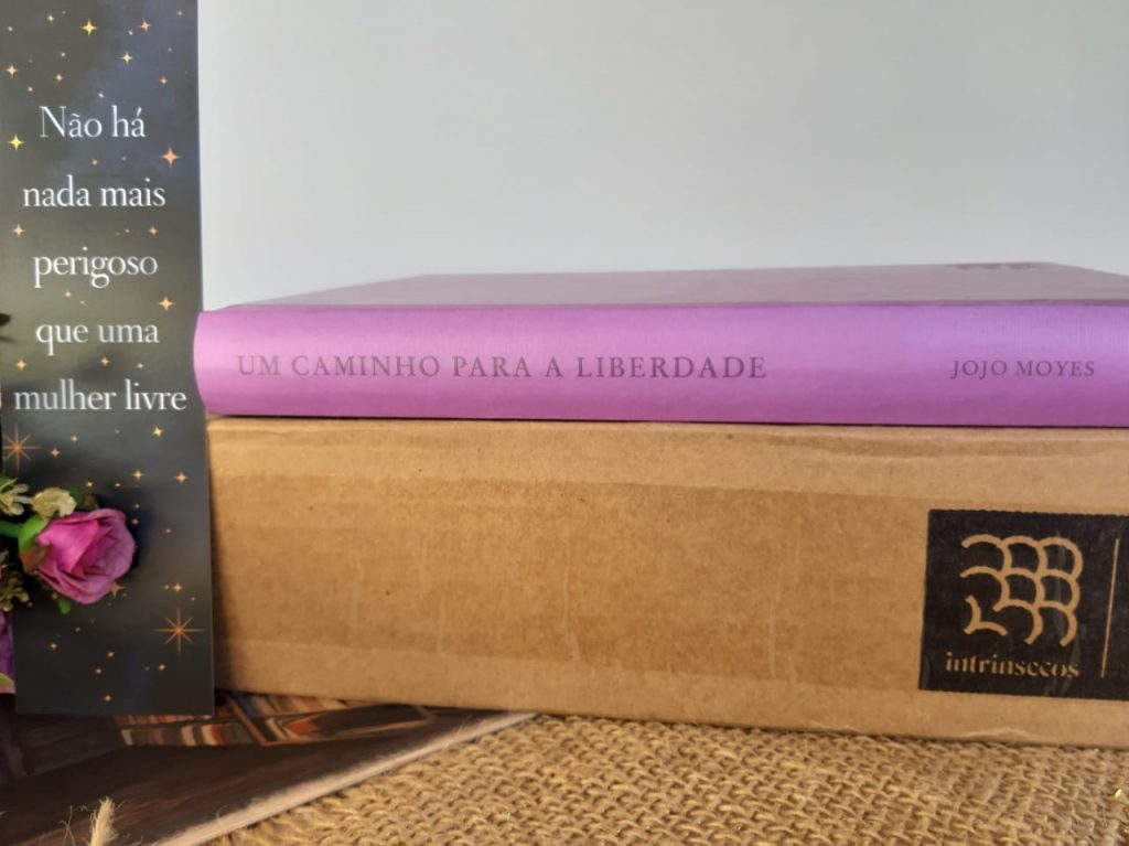 Lombada DO LIVRO UM CAMINHO PARA LIBERDADE DE JOJO MOYES