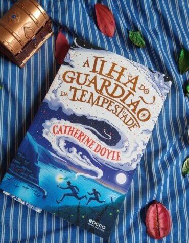 A ILHA DO GUARDIÃO DA TEMPESTADE ( #1 A ILHA DO GUARDIÃO DA TEMPESTADE) – CATHERINE DOYLE