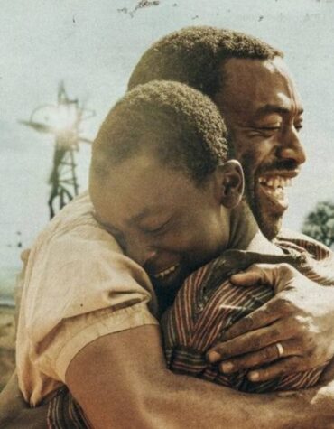 CRÍTICAS SÉREIS E FILMES COM PERSONAGENS NÃO BRANCOS CRÍTICAS SÉREIS E FILMES COM PERSONAGENS NÃO BRANCOS