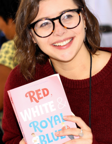 VERMELHO, BRANCO E SANGUE AZUL VERMELHO, BRANCO E SANGUE AZUL