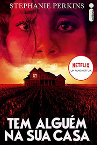 livro Tem alguém na sua casa Capa do livro Tem alguém na sua casa