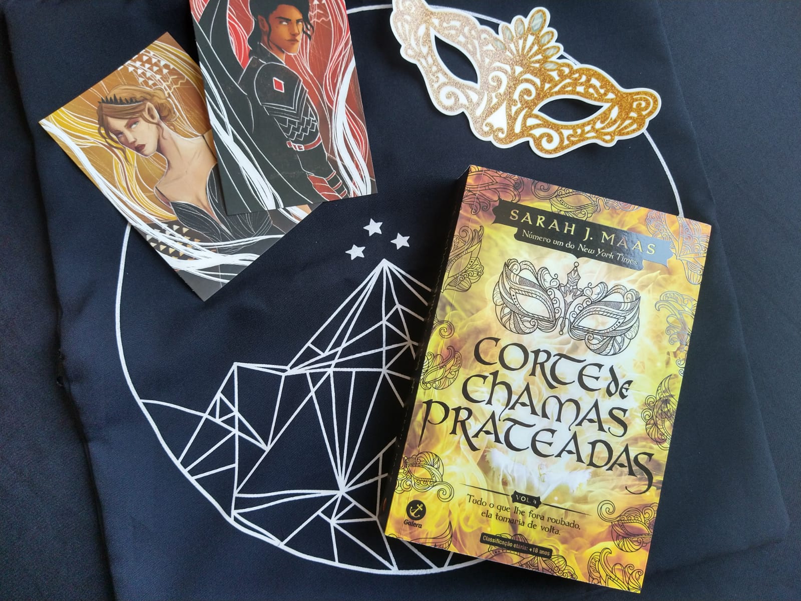 Corte de Chamas Prateadas resenha do livro Sarah J Maas