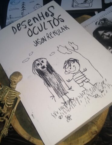DESENHOS OCULTOS, JASON REKULAK – QUANDO A ESCRITA SE UNE A ILUSTRAÇÃO DESENHOS OCULTOS, JASON REKULAK – QUANDO A ESCRITA SE UNE A ILUSTRAÇÃO