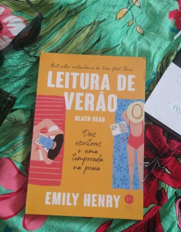 “LEITURA DE VERÃO”: QUANDO DOIS ESCRITORES ACABAM FAZENDO UMA APOSTA, É DIVERSÃO NA CERTA!