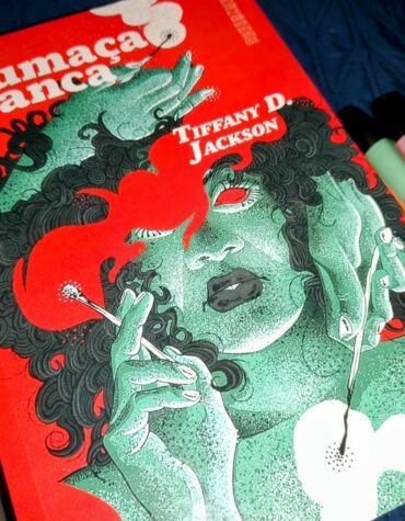 FUMAÇA BRANCA, TIFFANY D. JACKSON – CRESCIMENTO, TERROR E EMPATIA FUMAÇA BRANCA, TIFFANY D. JACKSON – CRESCIMENTO, TERROR E EMPATIA
