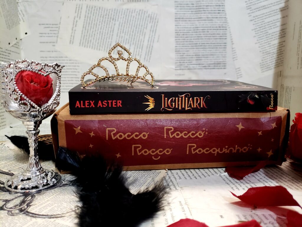 Resenha do Livro Lightlark de Alex Aster