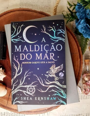 A MALDIÇÃO DO MAR – SEJA BEM-VINDA A AMALDIÇOADA CIDADE DE SPARROW…