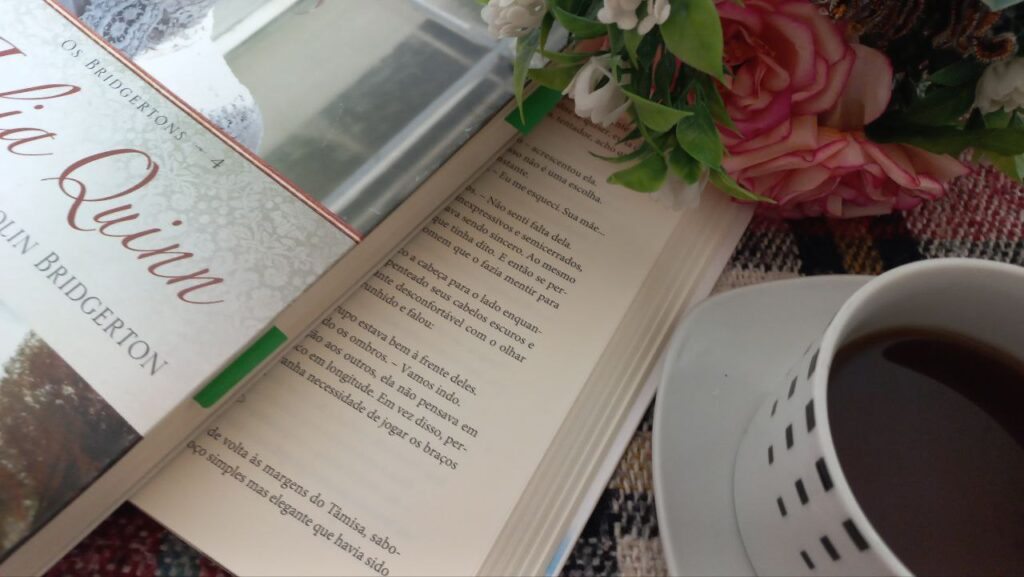 Livro UM PERFEITO CAVALHEIRO UM PERFEITO CAVALHEIRO É O LIVRO DE BENEDICT E O TERCEIRO LIVRO DA SÉRIE OS BRIDGERTONS